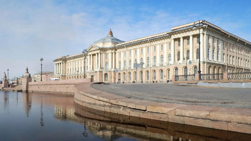 Академия художеств в Санкт-Петербурге